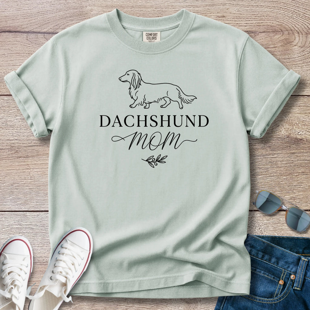 Dachshund Mom T-Shirt
