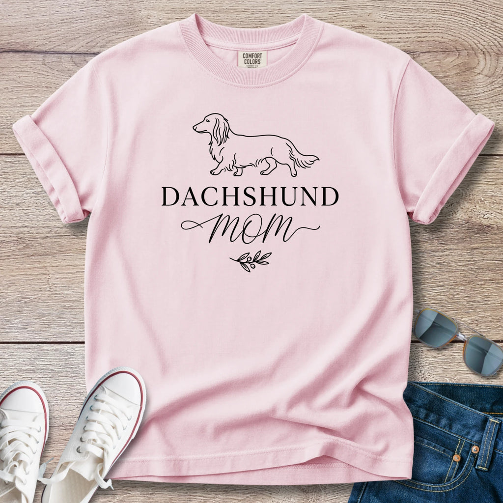 Dachshund Mom T-Shirt