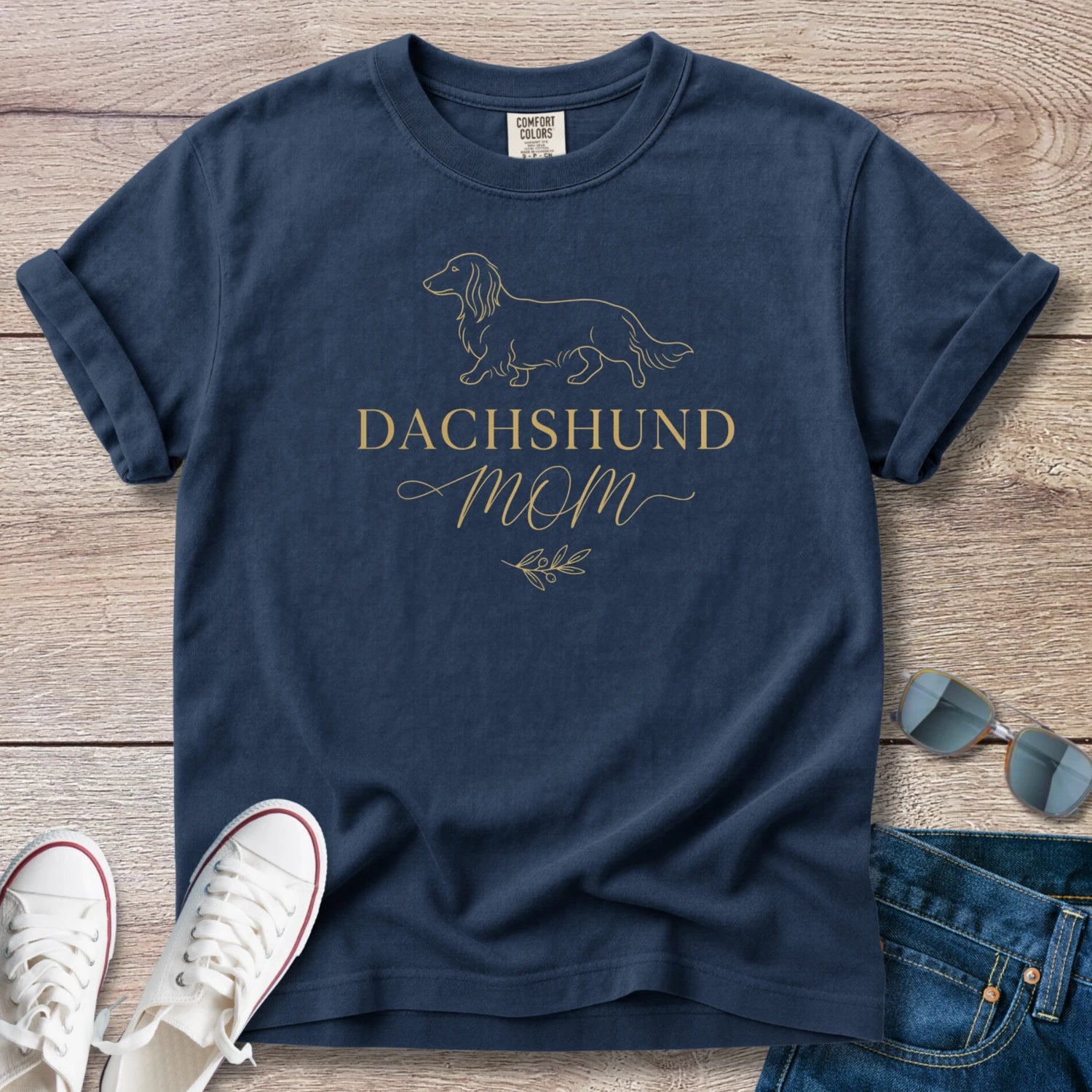 Dachshund Mom T-Shirt