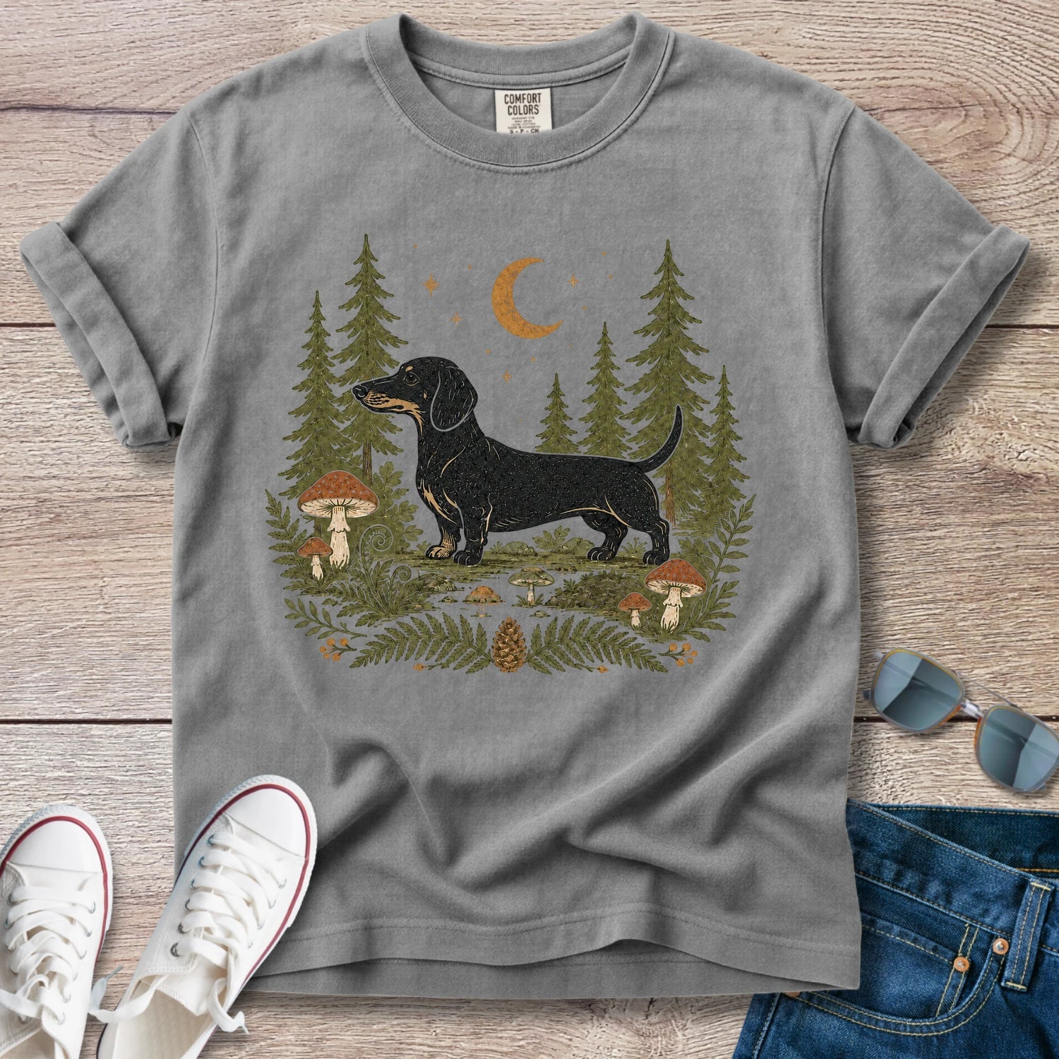 Night Hikes - Dachshund T-Shirt