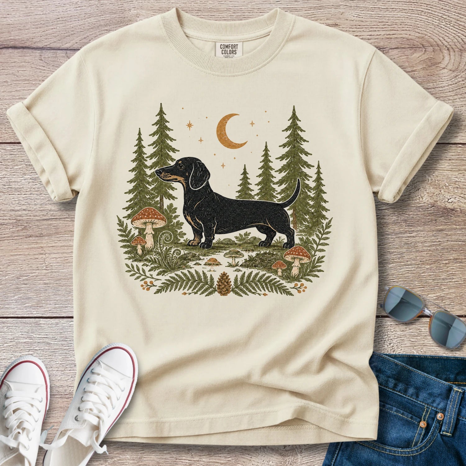 Night Hikes - Dachshund T-Shirt